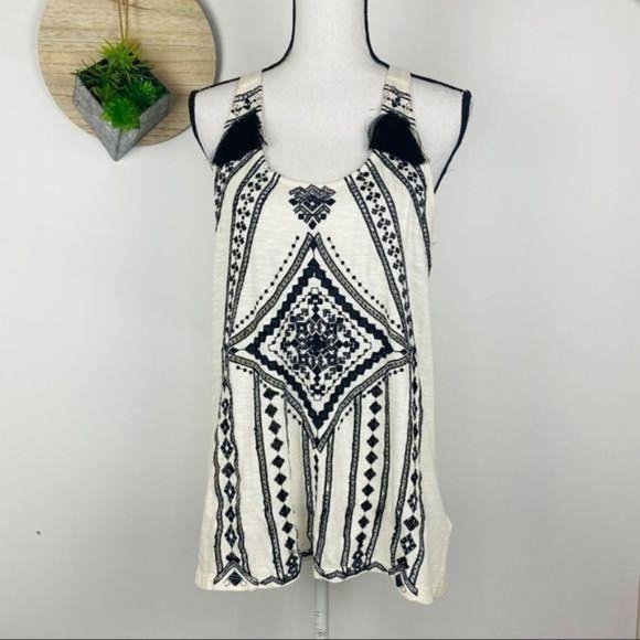Banana Republic Tops - Banana Republic Cream Black Beaded Embroidered NWT
